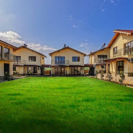 Alex Village شكوربيلوفتسي المظهر الخارجي الصورة